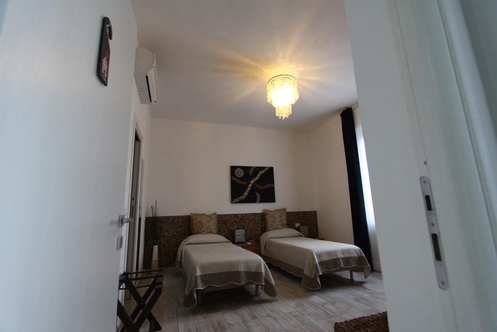 La Spezia Holidays' Rooms Exterior foto